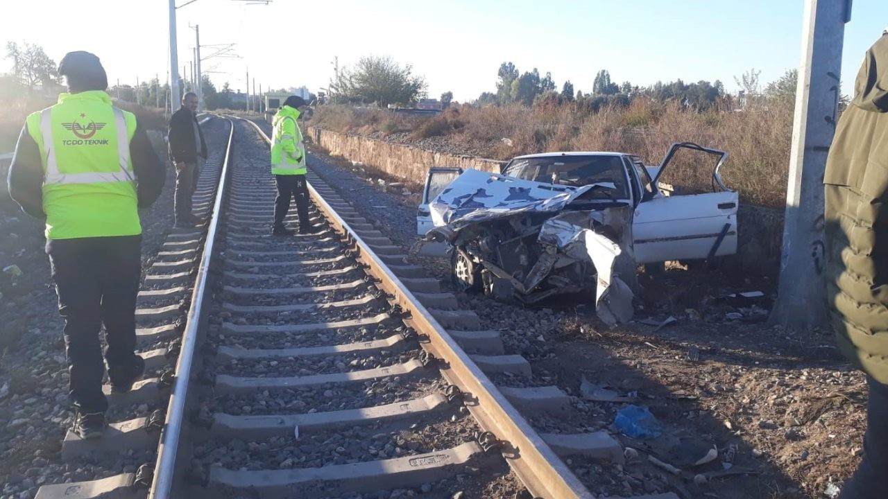 Mersin Tarsus’ta tren kazası